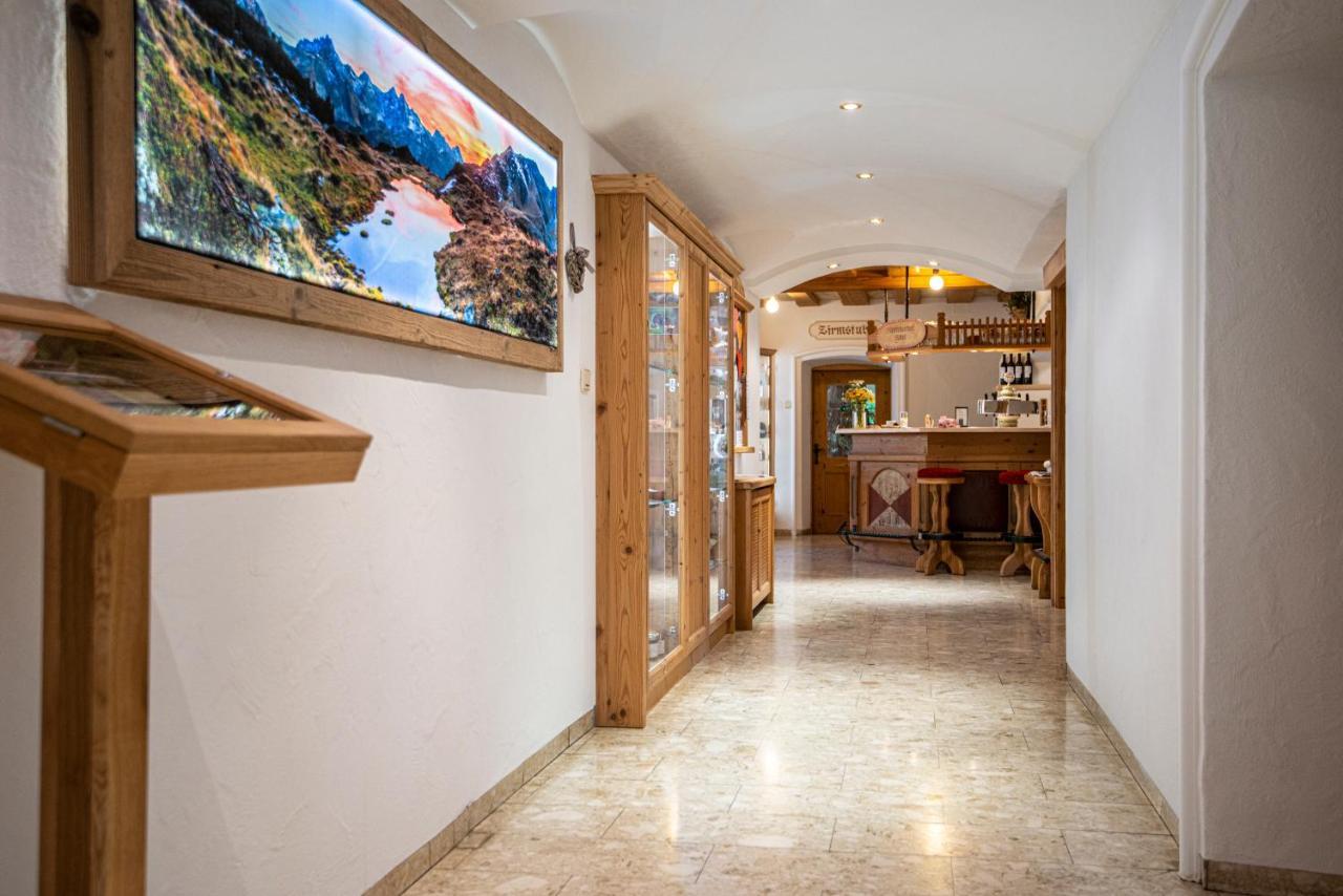 Oerglwirt Ferienwelt - Hotel Post Oerglwirt Mariapfarr Dış mekan fotoğraf